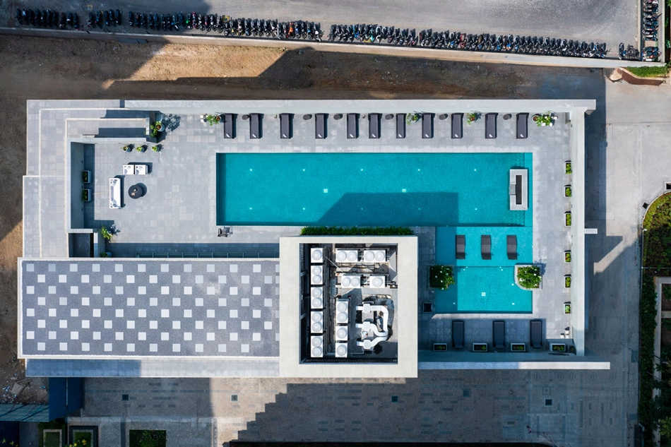 Appaswamy Altezza Perungudi - Swimming Pool