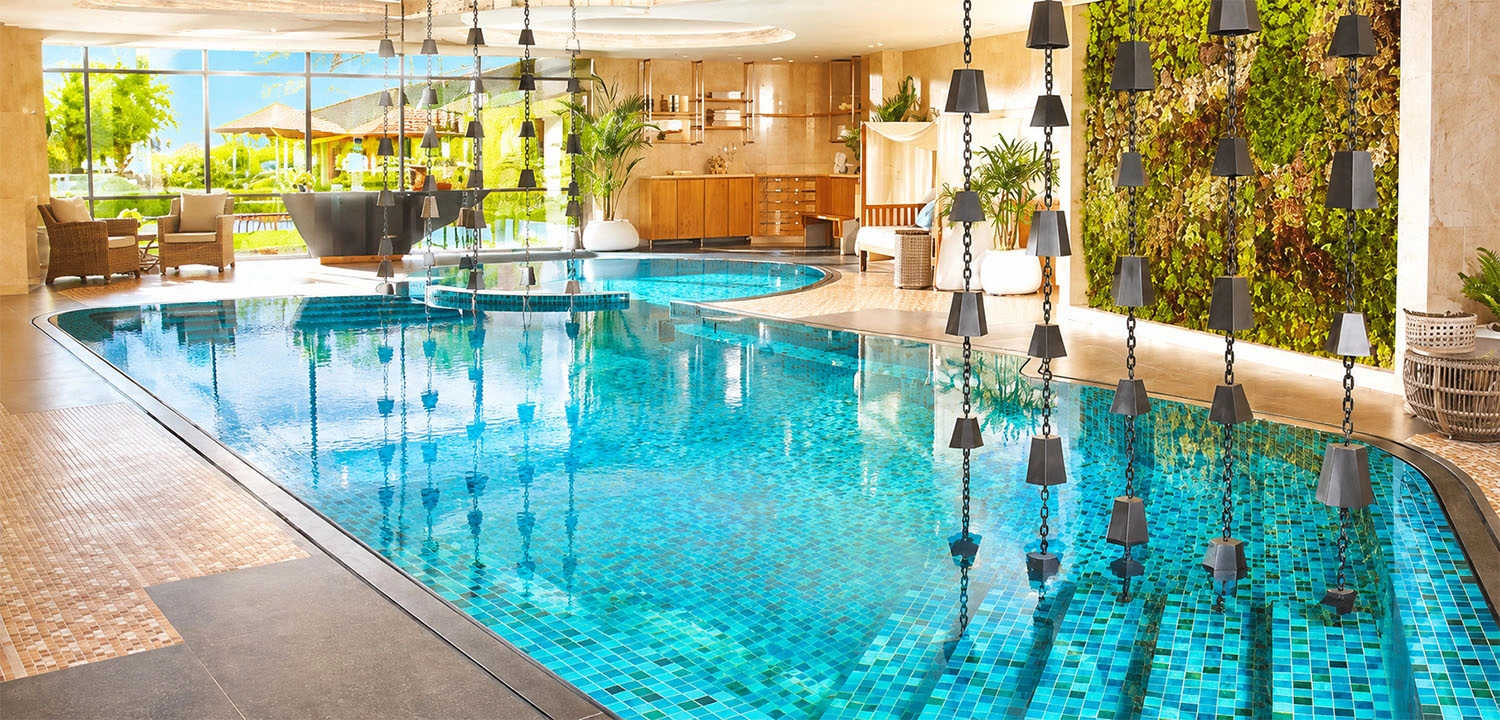 Lodha World Towers Lower Parel - Swimming Pool