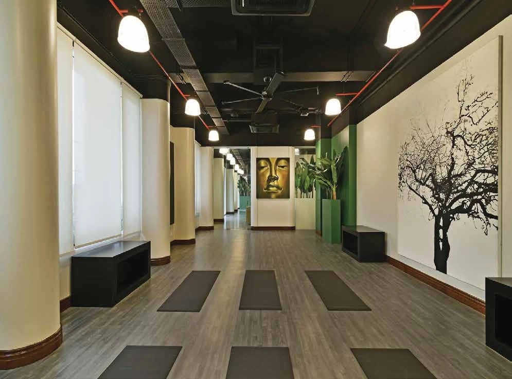Rustomjee Urbania Majiwada - Tower Entrance Lobby