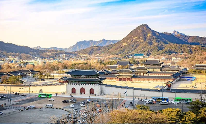 Gwanghwamun Gate and Gyeongbokgung Palace