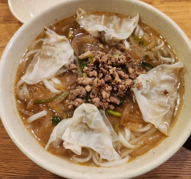 The most popular Kalguksu at Myeongdong Kyoja