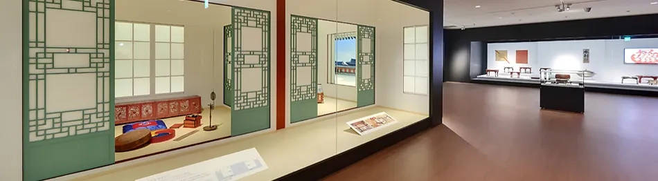 National Palace Museum's recreation of palace interior rooms