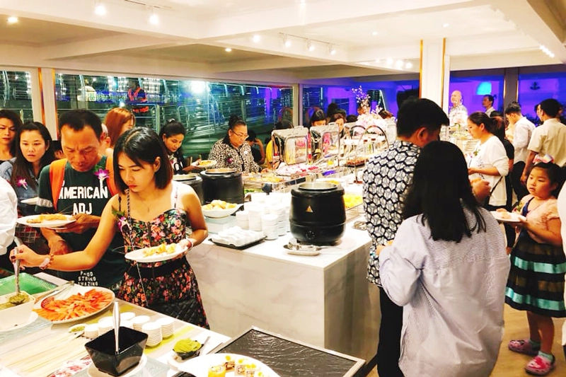 Evening Vibe Middle Deck