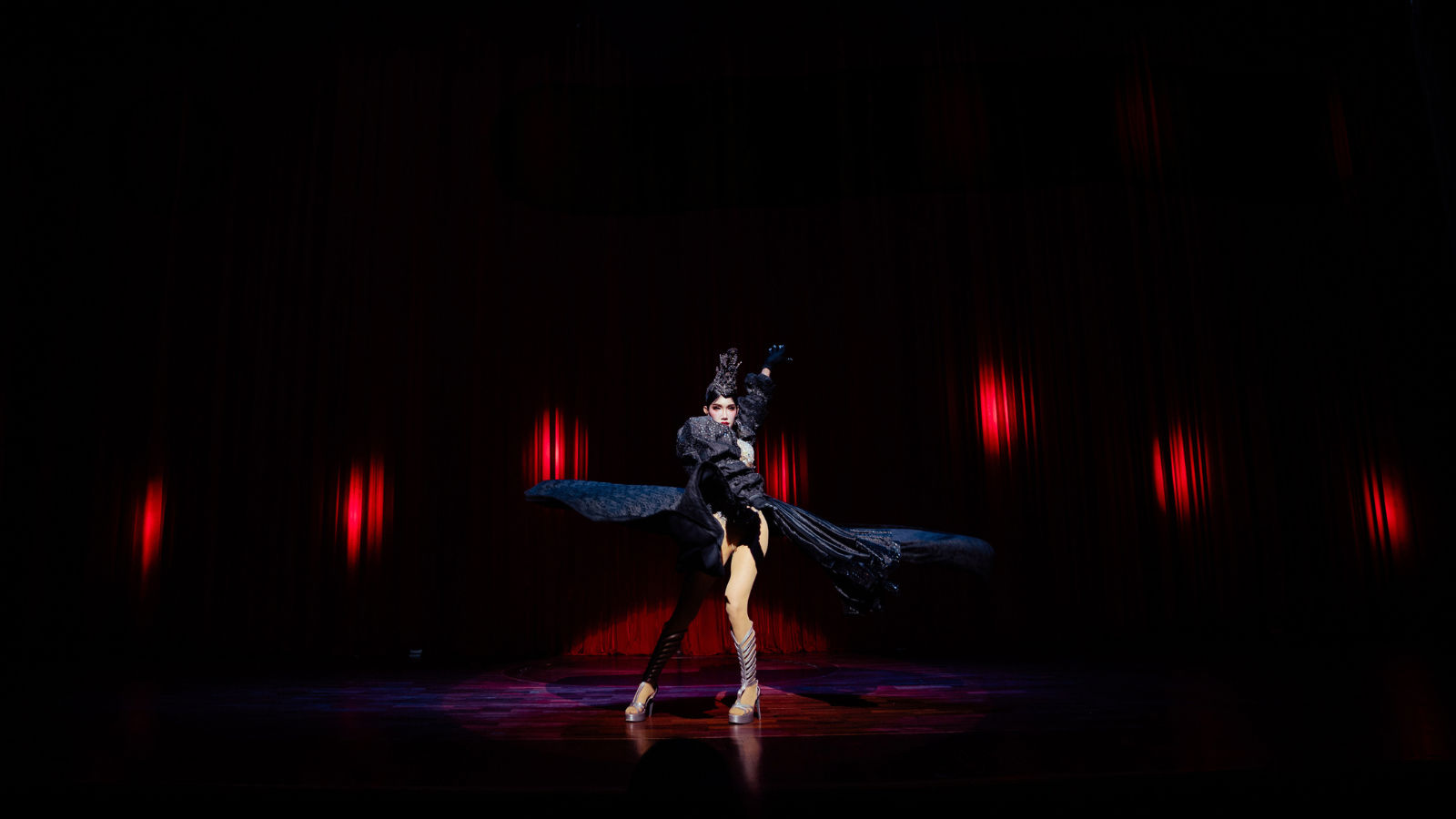 Alcazar Cabaret Show Pattaya