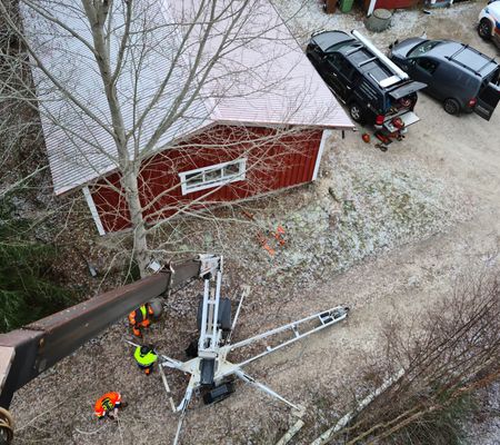 Kursbild från motorsågskörkort E, från en skylift