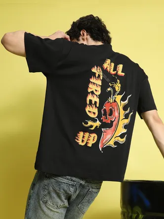 Men Black Graphic Printed Tee