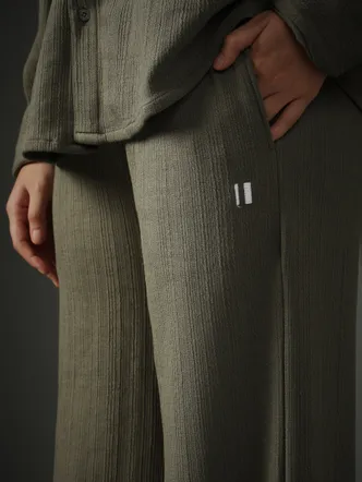 Crossknit Olive Pant