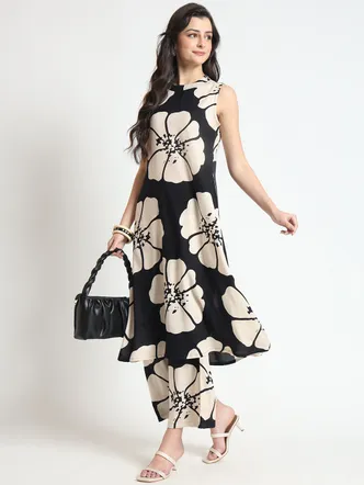 Divena Black Floral Print Rayon Sleeveless Kurta with Pant