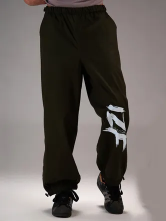 Printed "Limited Edition" Parachute pants in Olive