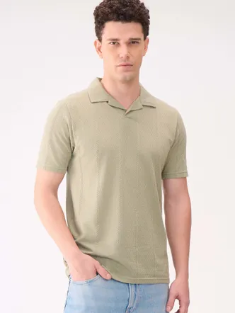 VERTICLE TEXTURES PISTA RESORT