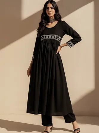 Autumn Yearn Midnight Grace Kurta Set