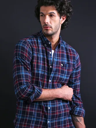 Men Slim Checks Button-Down Casual Shirt
