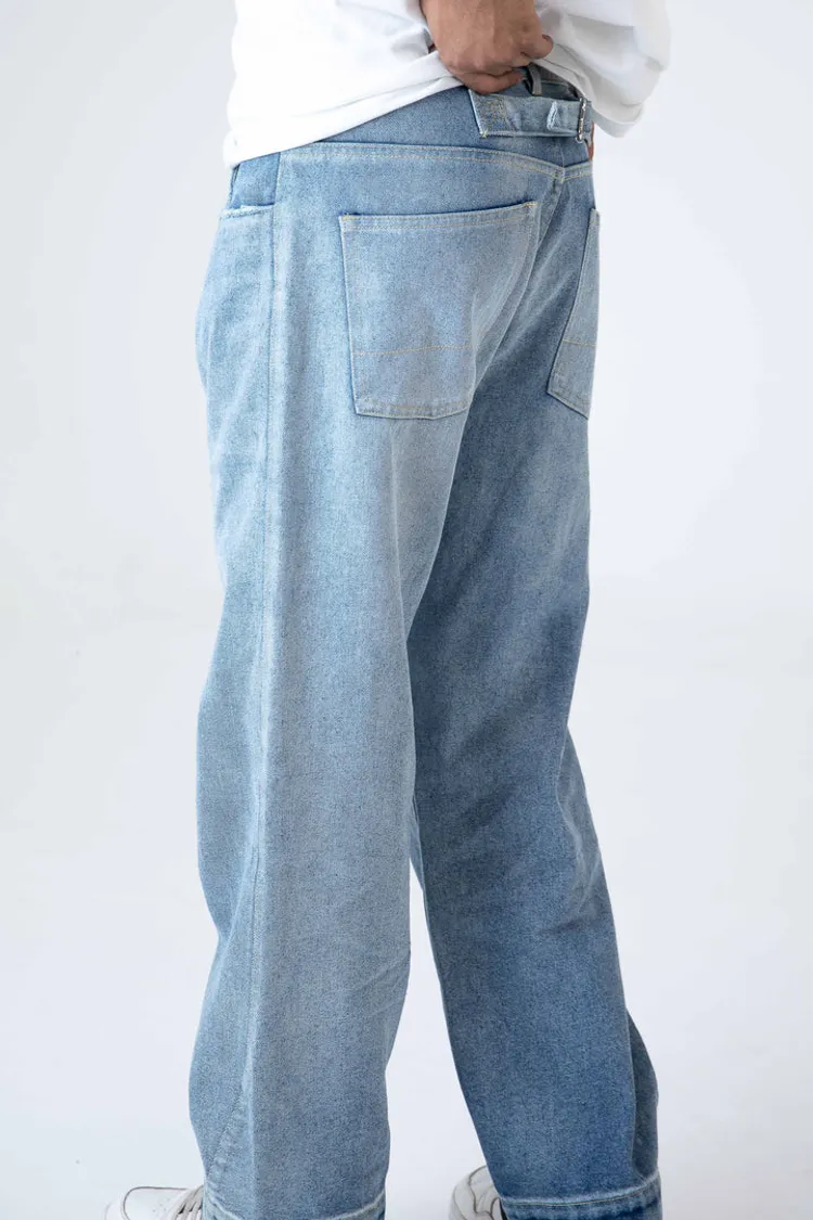 Metro Comfort Loose Fit Jeans
