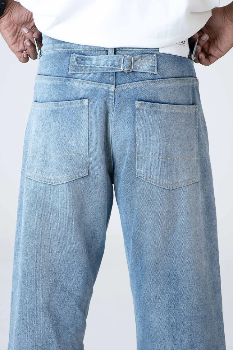 Metro Comfort Loose Fit Jeans