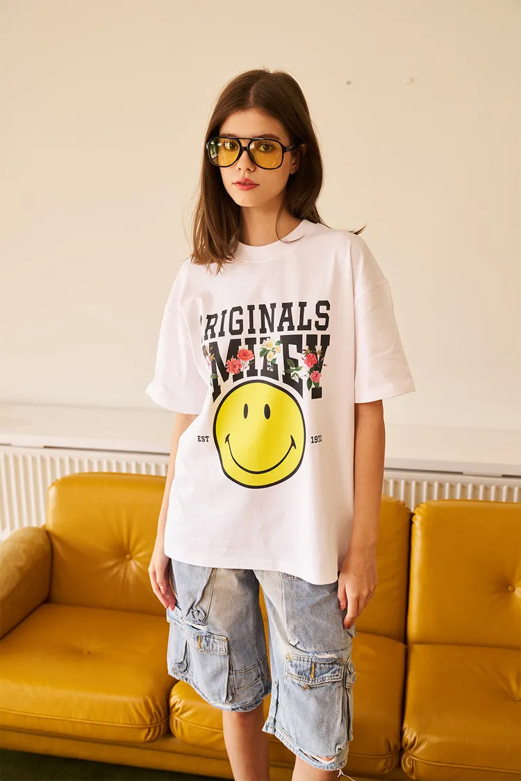 Smiley Originals Floral Oversized T-shirt