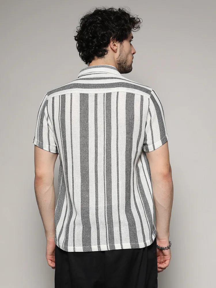 Men's White & Grey Unbalanced Striped Woven Shirt