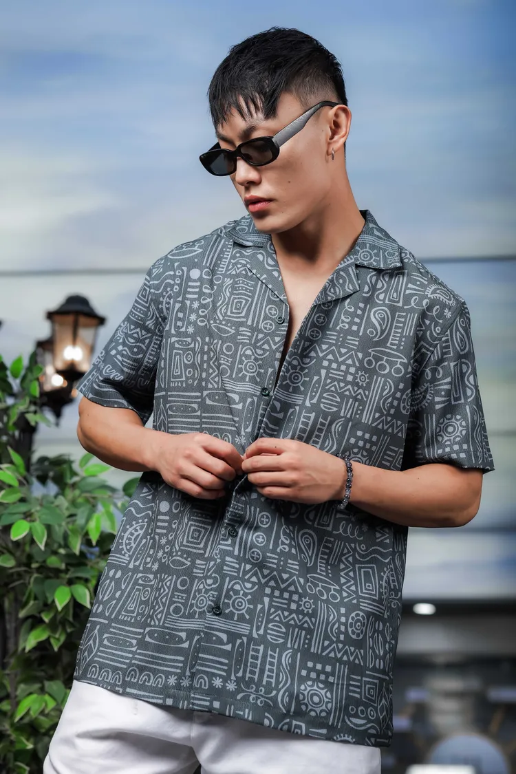 House of Koala Geometric Printed Cuban Collar Classic Relaxed Fit Resort Shirt