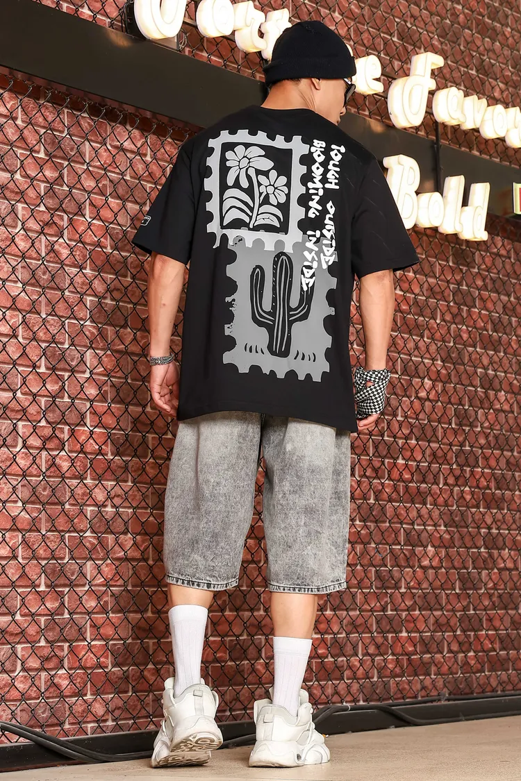 Black Oversized Printed Premium Drop-Shoulder Sleeve Pure Cotton T-shirt