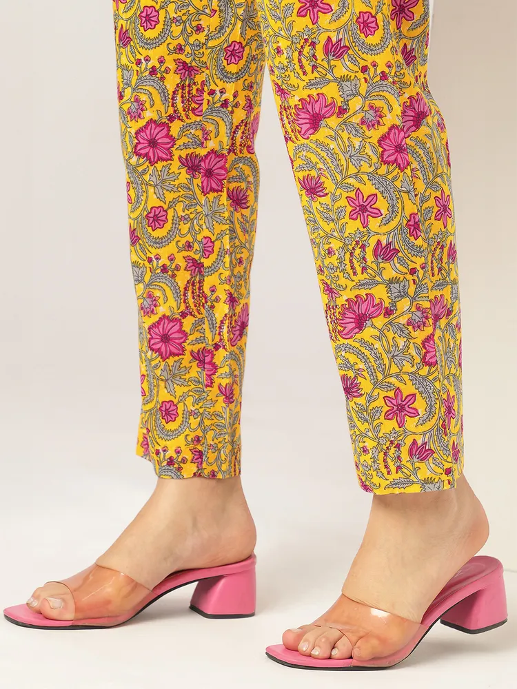 Janasya Women's Yellow Pure Cotton Floral Printed Angrakha Kurta Set