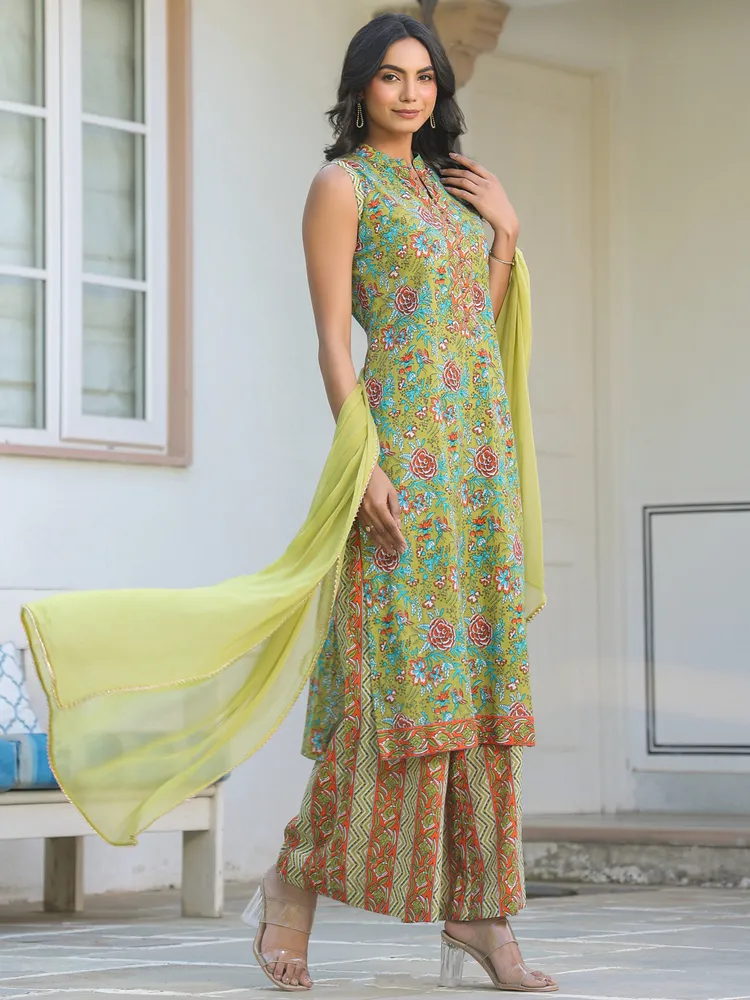 Janasya Women's Light Green Pure Cotton Floral Printed Straight Kurta Set