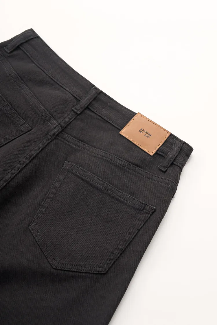 Black Relaxed Denim
