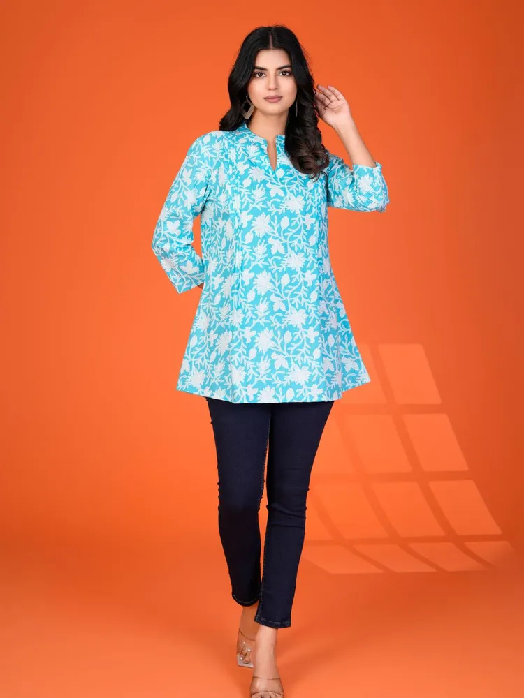 Sky Blue Floral Pintuck Short Kurti in Cotton Cambric