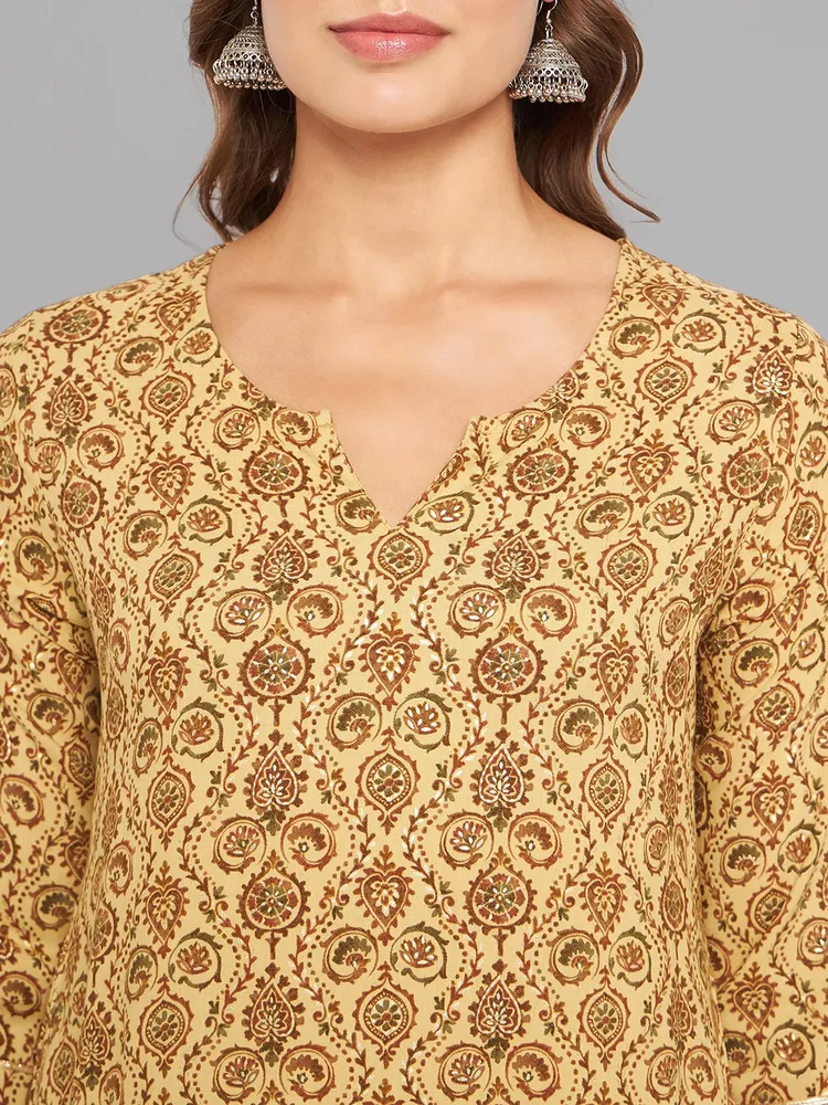 Women Mustard Kurta With Lace
