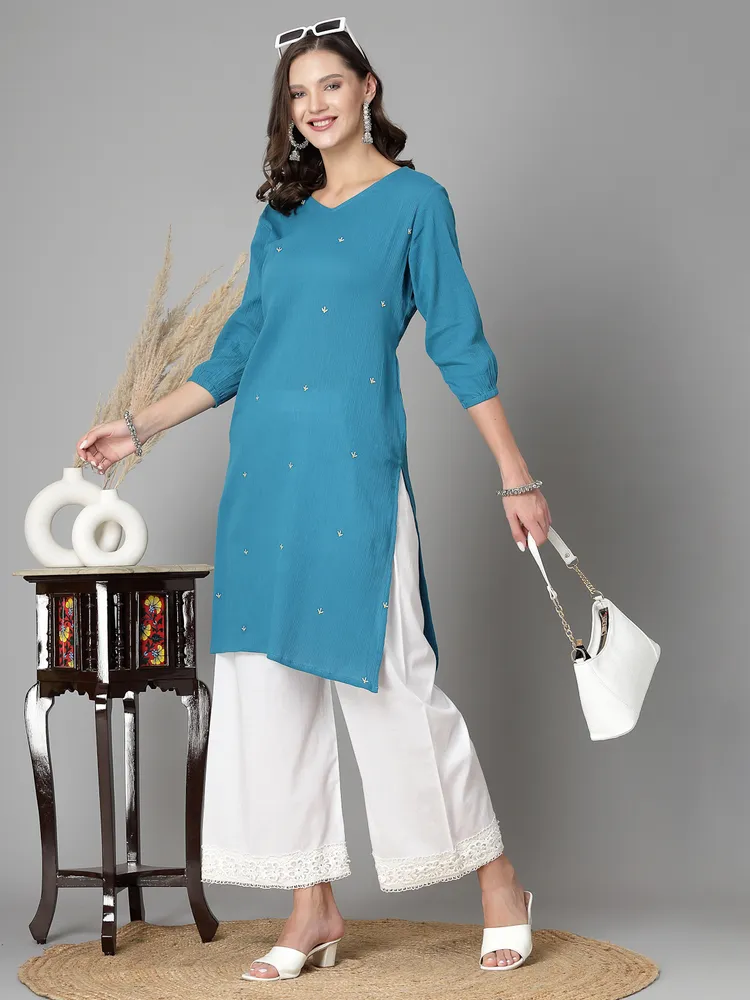 Women Blue Kurta With Embroidered Front