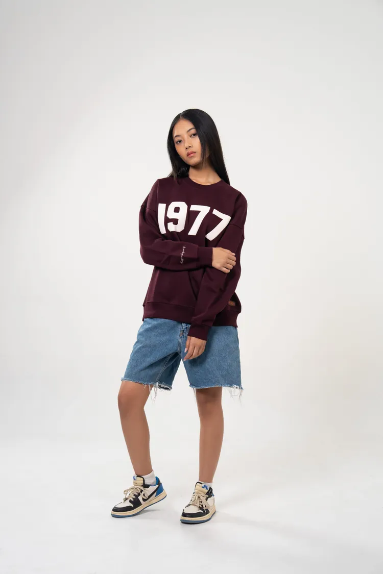 1977 HD Sweatshirt