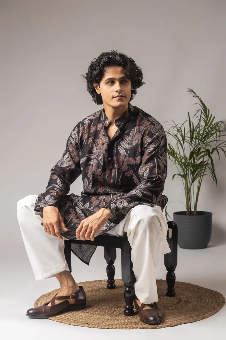 Black Abstract Print Work Kurta