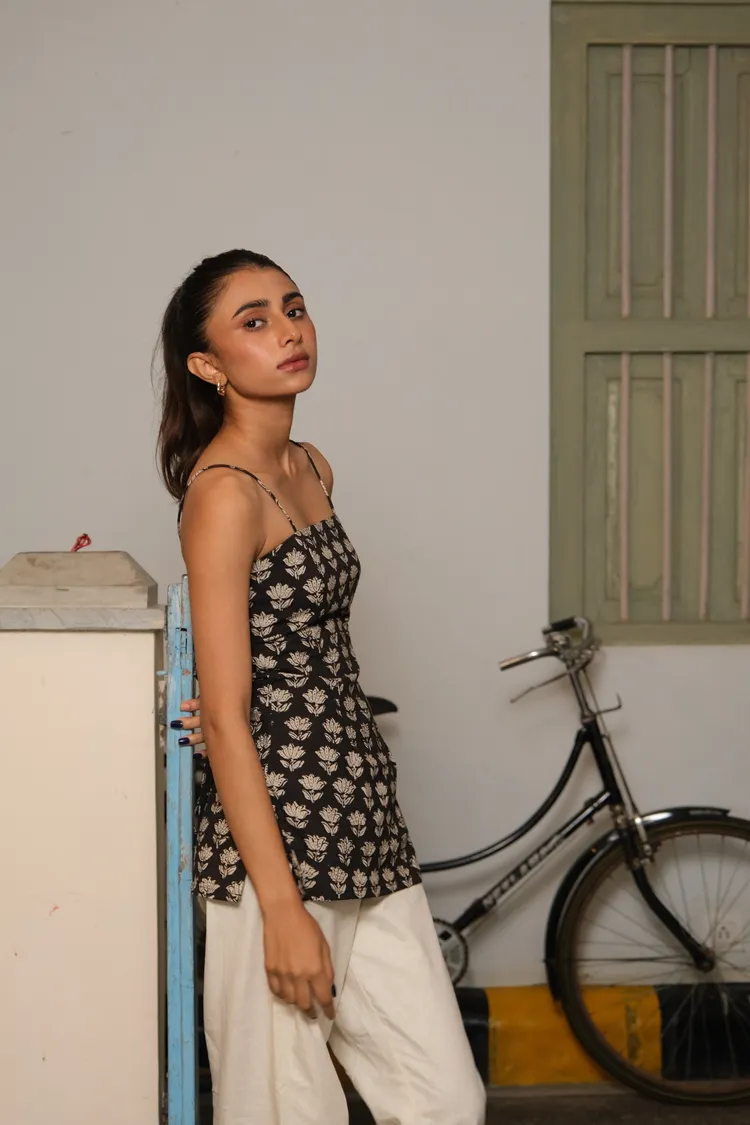 Noodle Strap Corset Kurti Black