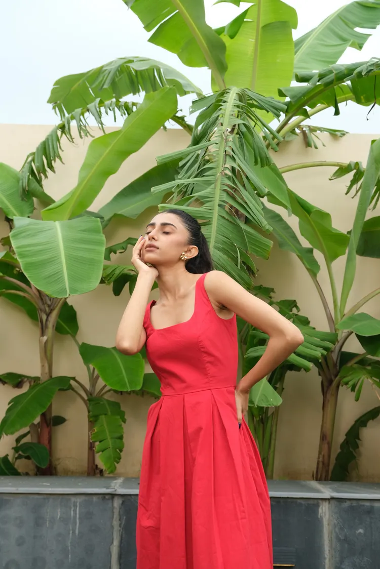 Pleated Midi Dress Red