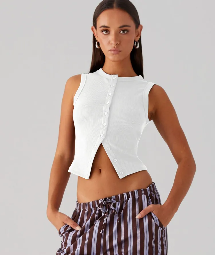 STAPLE RIBBED BUTTON UP TANK TOP