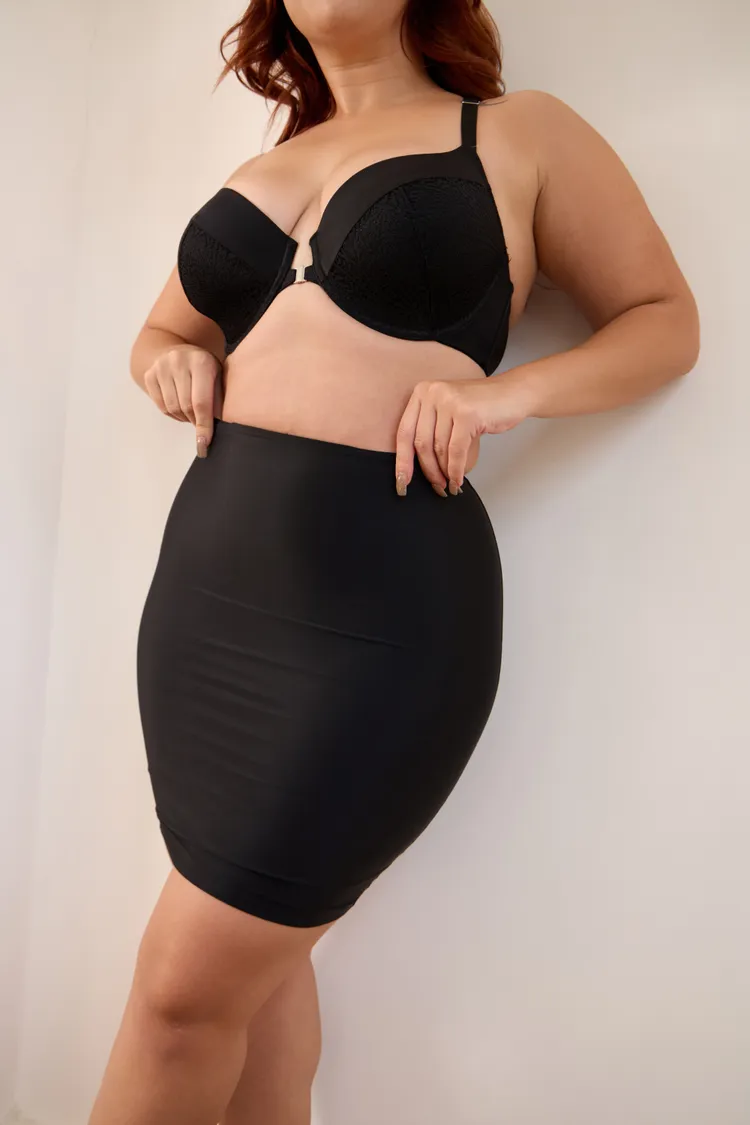 SHAPING SKIRT