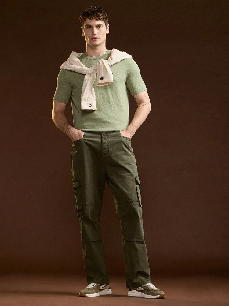 Olive Solid Straight Fit Functional & Stylish Cargo Pant