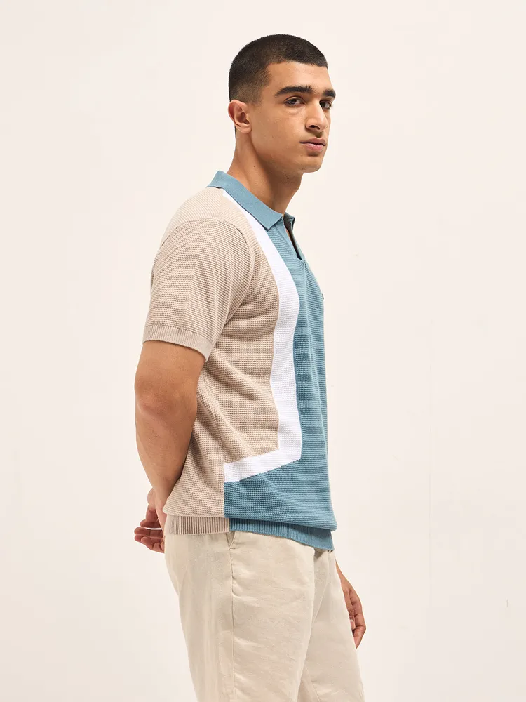 Multi-Color Colorblock Polo T-Shirt with Regular Fit & Metal Logo Detail