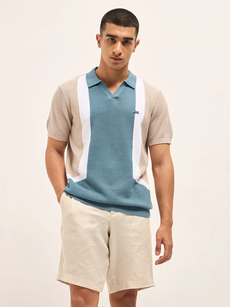 Multi-Color Colorblock Polo T-Shirt with Regular Fit & Metal Logo Detail