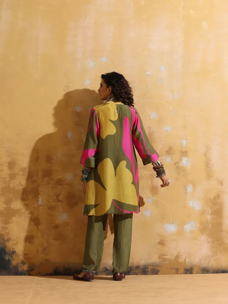 True Browns Green Pink Floral Print Muslin Silk Kurta Co-ord Set