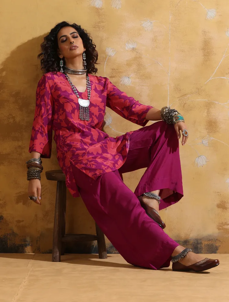 True Browns Purple Peach Jaal Print Muslin Silk Flared Pants Co-ord Set