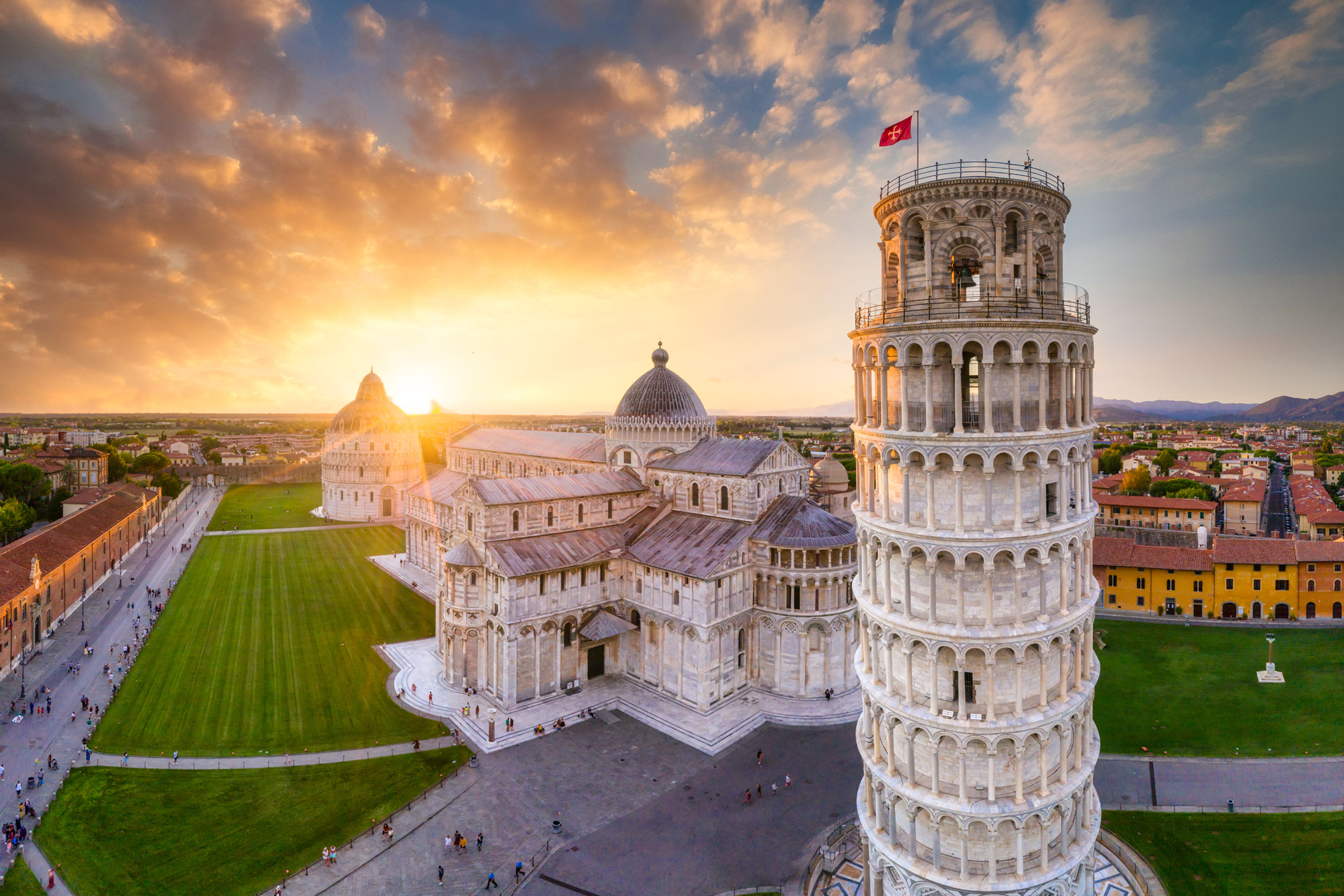 Pisa, Leaning tower and Piazza del Duomo