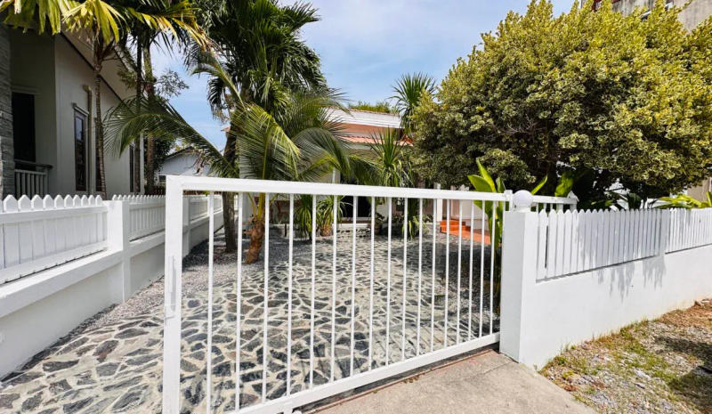 Charming Tropical Haven Steps from Nai Harn Beach - Image 5