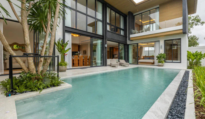 Exceptional Waterfront Villa in Chalong Bay - Image 6