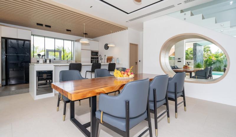 Luxurious Pool Villa in Rawai - Image 7