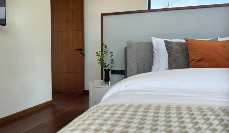 Luxury 4-Bedroom Pool Villa – Chalong Bay - Image 2