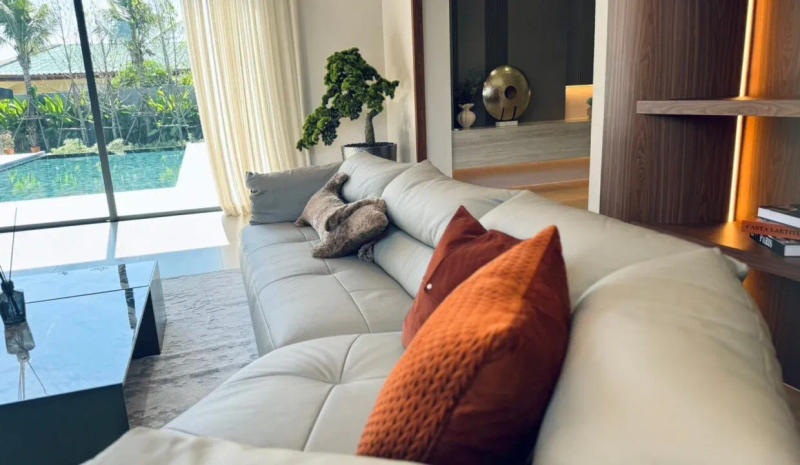 Luxury 4-Bedroom Pool Villa – Chalong Bay - Image 3