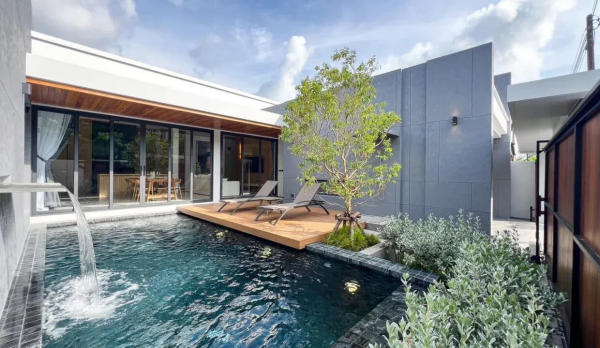 Luxury Pool Villa  – Chalong