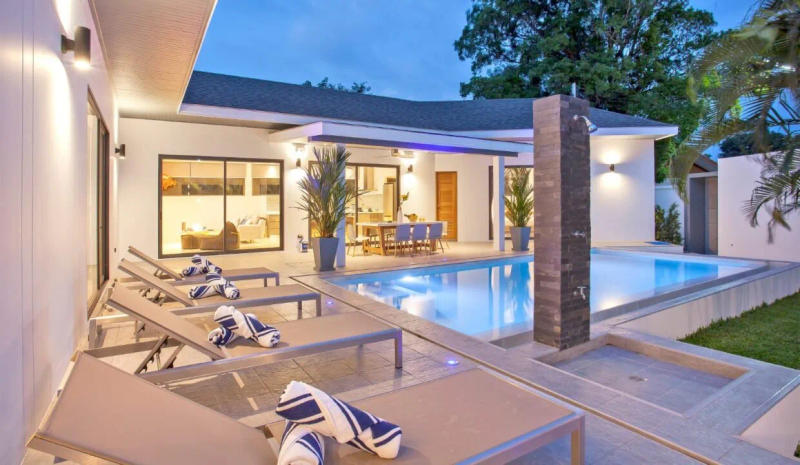 Modern Tropical Luxury Meets Unbeatable Convenience - Image 2