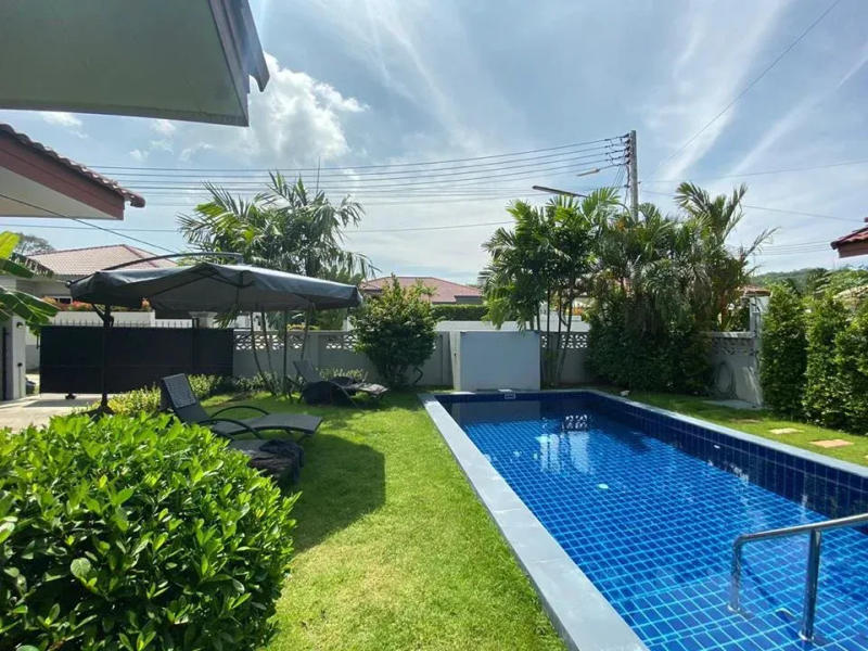 Naiharn Villa with Private Pool in Rawai, Phuket - Image 4