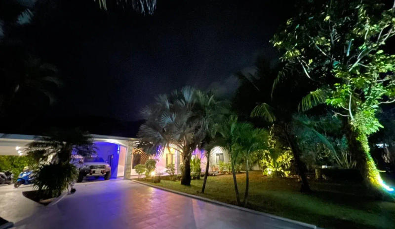 Paradise Rawai Villa – Luxury Tropical - Image 4