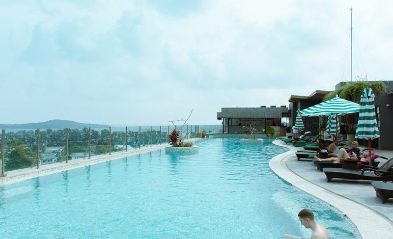 Sunset view top floor condo - Image 2